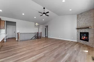 3728 Edwina Dr, De Pere, WI 54115 - Photo 7