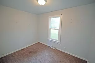 419 Bonnell Ave, Redgranite, WI 54970 - Photo 11