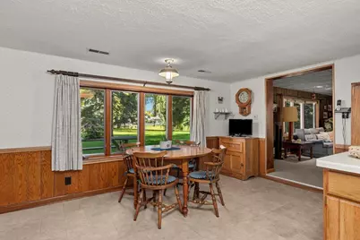 5592 Lake Road, Oshkosh, WI 54902 - Photo 23