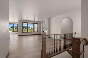 548 Lemere Ct, Howard, WI 54313 - Photo 5