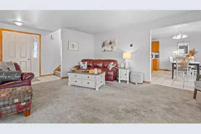 2633 Van View Street, Green Bay, WI 54311 - Photo 33