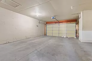 2633 Van View St, Green Bay, WI 54311 - Photo 23