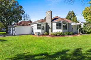 1332 Oneida St, Menasha, WI 54952 - Photo 3