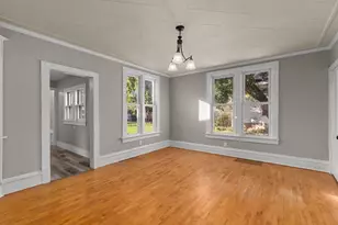1021 Eastman St, Oshkosh, WI 54901 - Photo 7