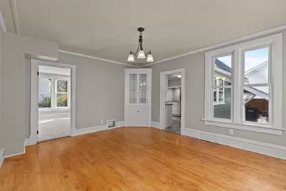 1021 Eastman Street, Oshkosh, WI 54901 - Photo 5
