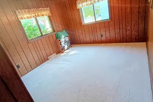 135 Robert St, Clintonville, WI 54929 - Photo 15