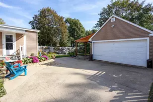 633 Hansen St, Neenah, WI 54956 - Photo 29