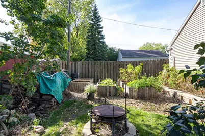 633 Hansen Street, Neenah, WI 54956 - Photo 27