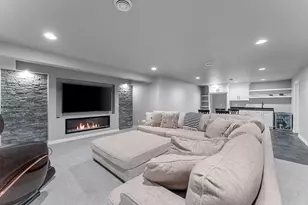 4209 Downton Cir, Green Bay, WI 54313 - Photo 33