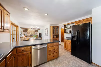 2543 W Sunnyview Circle, Appleton, WI 54914 - Photo 13