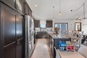 1013 Grassy Meadow Ln, Menasha, WI 54952 - Photo 15