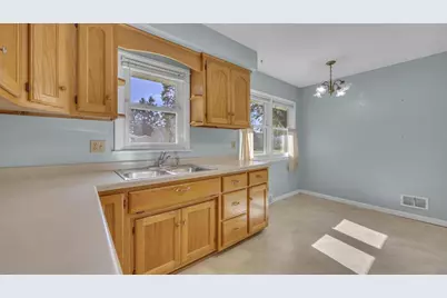 371 17th Street, Fond du Lac, WI 54935 - Photo 9