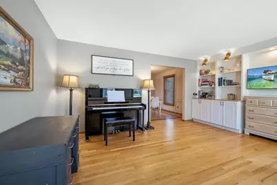 829 Meadowbrook Drive, Green Bay, WI 54313 - Photo 7