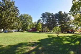 431 Cleveland Ave, Wild Rose, WI 54984 - Photo 11
