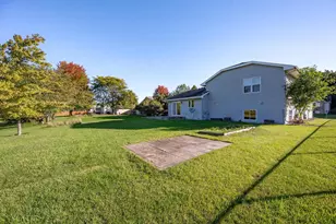1755 Woodstock St, Oshkosh, WI 54904 - Photo 53