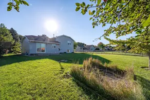 1755 Woodstock St, Oshkosh, WI 54904 - Photo 51