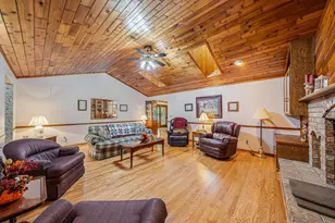 3225 S Scarlet Oak Ln, Appleton, WI 54915 - Photo 17