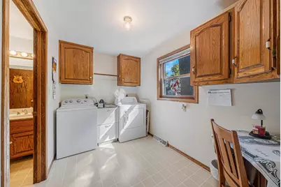 3225 S Scarlet Oak Lane, Appleton, WI 54915 - Photo 29