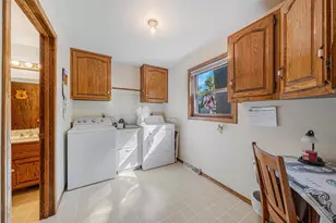 3225 S Scarlet Oak Ln, Appleton, WI 54915 - Photo 29
