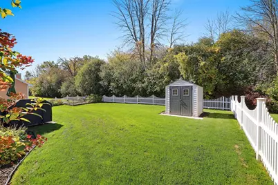 2182 W Melcorn Circle, De Pere, WI 54115 - Photo 37