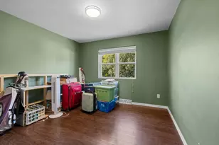 2182 W Melcorn Cir, De Pere, WI 54115 - Photo 27