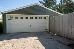 1810 Fabry St, Oshkosh, WI 54902 - Photo 21