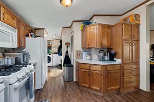 1239 Melissa Blvd, Little Suamico, WI 54141 - Photo 13