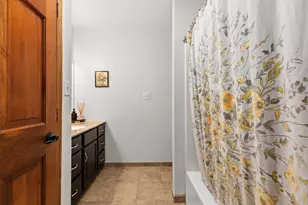 1605 Meadowbreeze Cir, Neenah, WI 54956 - Photo 31