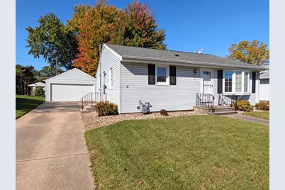 157 N Lark Street, Oshkosh, WI 54902 - Photo 1