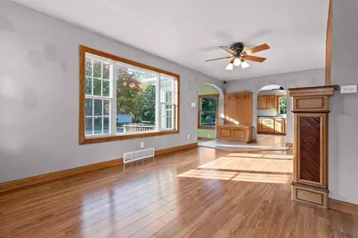 1821 S 18th Street, Manitowoc, WI 54220 - Photo 5