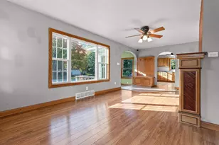 1821 S 18th St, Manitowoc, WI 54220 - Photo 5