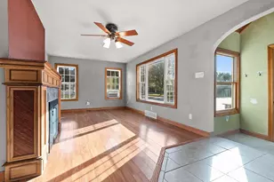 1821 S 18th St, Manitowoc, WI 54220 - Photo 7