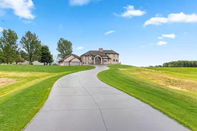 2315 Silveridge Drive, Manitowoc, WI 54220 - Photo 3