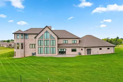 2315 Silveridge Drive, Manitowoc, WI 54220 - Photo 9