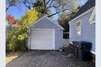 124 Pine Street, Waupaca, WI 54981 - Photo 3