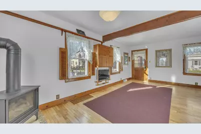 143 E Cotton Street, Fond du Lac, WI 54935 - Photo 5