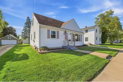 855 W 12th Avenue, Oshkosh, WI 54902 - Photo 3