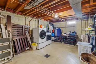 855 W 12th Ave, Oshkosh, WI 54902 - Photo 33