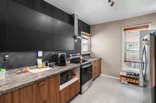 826 W 4th St, Appleton, WI 54914 - Photo 21