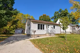 1131 S Franklin St, Shawano, WI 54166 - Photo 1