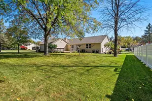 102 Acreview Dr, De Pere, WI 54115 - Photo 77