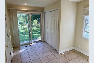2591 S Webster Avenue, Green Bay, WI 54301 - Photo 23