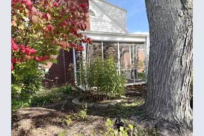 2591 S Webster Avenue, Green Bay, WI 54301 - Photo 3