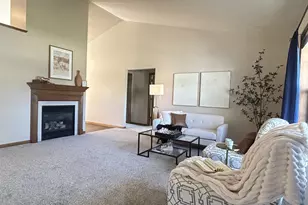 1916 Pink Dogwood Way, Green Bay, WI 54313 - Photo 5