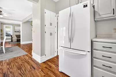 210 W 16th Avenue, Oshkosh, WI 54902 - Photo 15