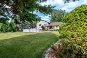 1267 Snowdon Dr, Oshkosh, WI 54904 - Photo 61