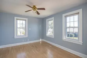 1719 Arizona St, Oshkosh, WI 54902 - Photo 25