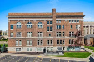 105 Washington Ave, Oshkosh, WI 54901 - Photo 47