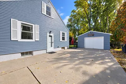 1817 Gross Avenue, Green Bay, WI 54304 - Photo 3