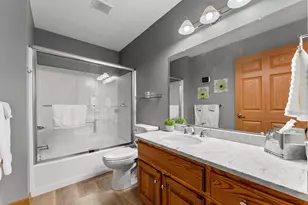 2523 Telluride Trail #8 (H), Green Bay, WI 54313 - Photo 37